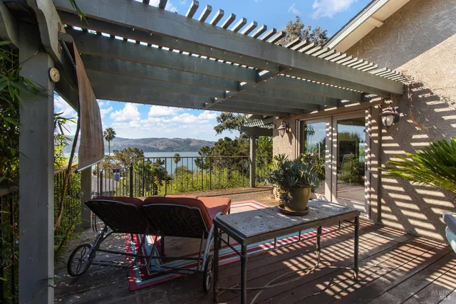 $1,275,000 | 1372 Bonita Bahia, Benicia, CA 94510
