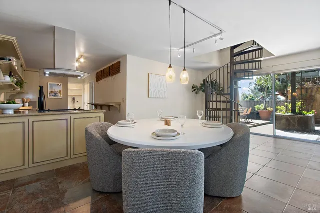 $1,275,000 | 1372 Bonita Bahia, Benicia, CA 94510