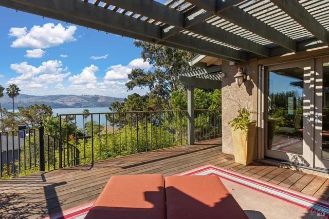 $1,275,000 | 1372 Bonita Bahia, Benicia, CA 94510