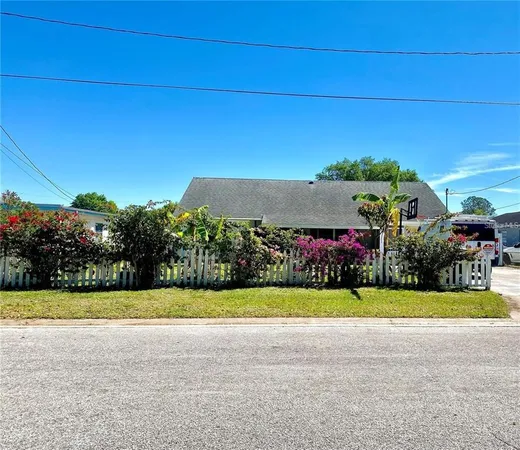 $1,400 | 607 North Forrest Avenue, Kissimmee, FL 34741