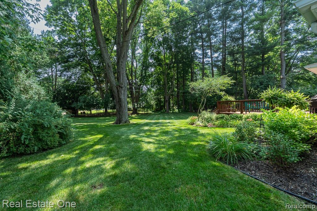471 Elmhill Road Rochester Hills, MI 48306 - Photo 27 of 34