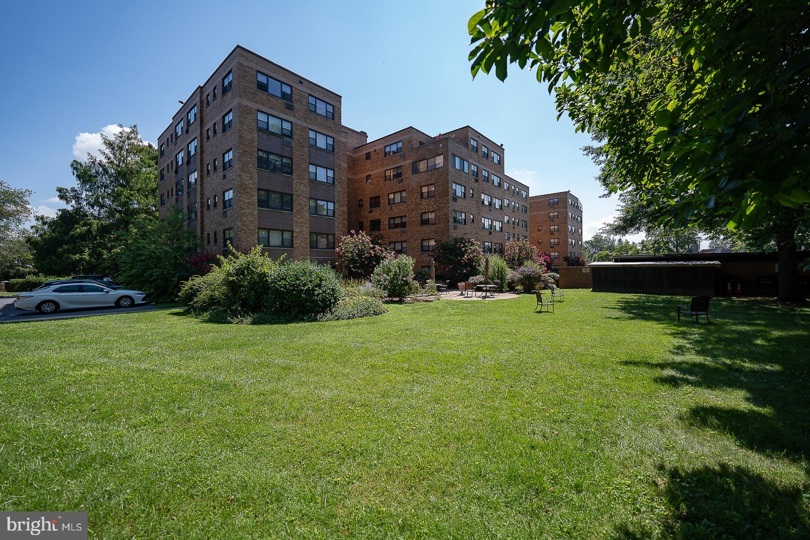 40 Old Lancaster Road, Unit 512 Merion Station, PA 19066 - Photo 49 of 60 a view of a big building with garden