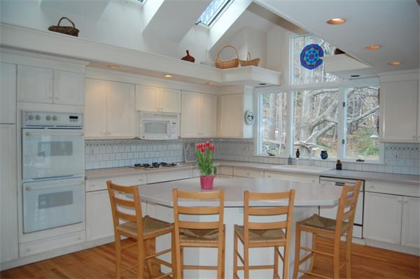 44 Maple Street Lexington, MA 02420 - Photo 8 of 28