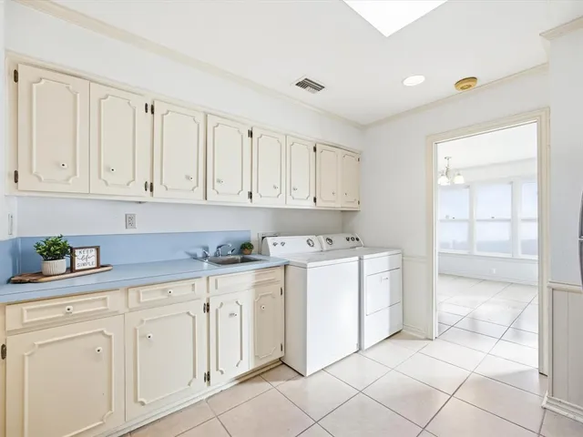 $499,900 | 3514 Shady Valley Drive, Pantego, TX 76013