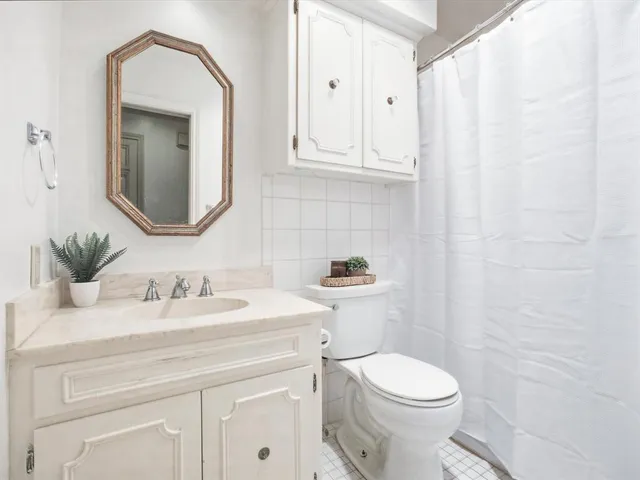 $499,900 | 3514 Shady Valley Drive, Pantego, TX 76013