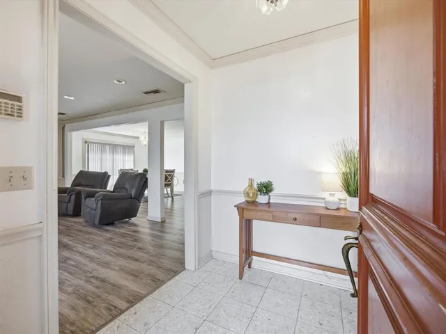 $499,900 | 3514 Shady Valley Drive, Pantego, TX 76013