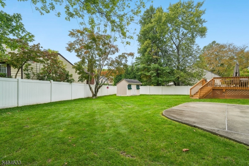 91 Ridge Drive Livingston, NJ 07039 - Photo 30 of 32 Gallery Image 30