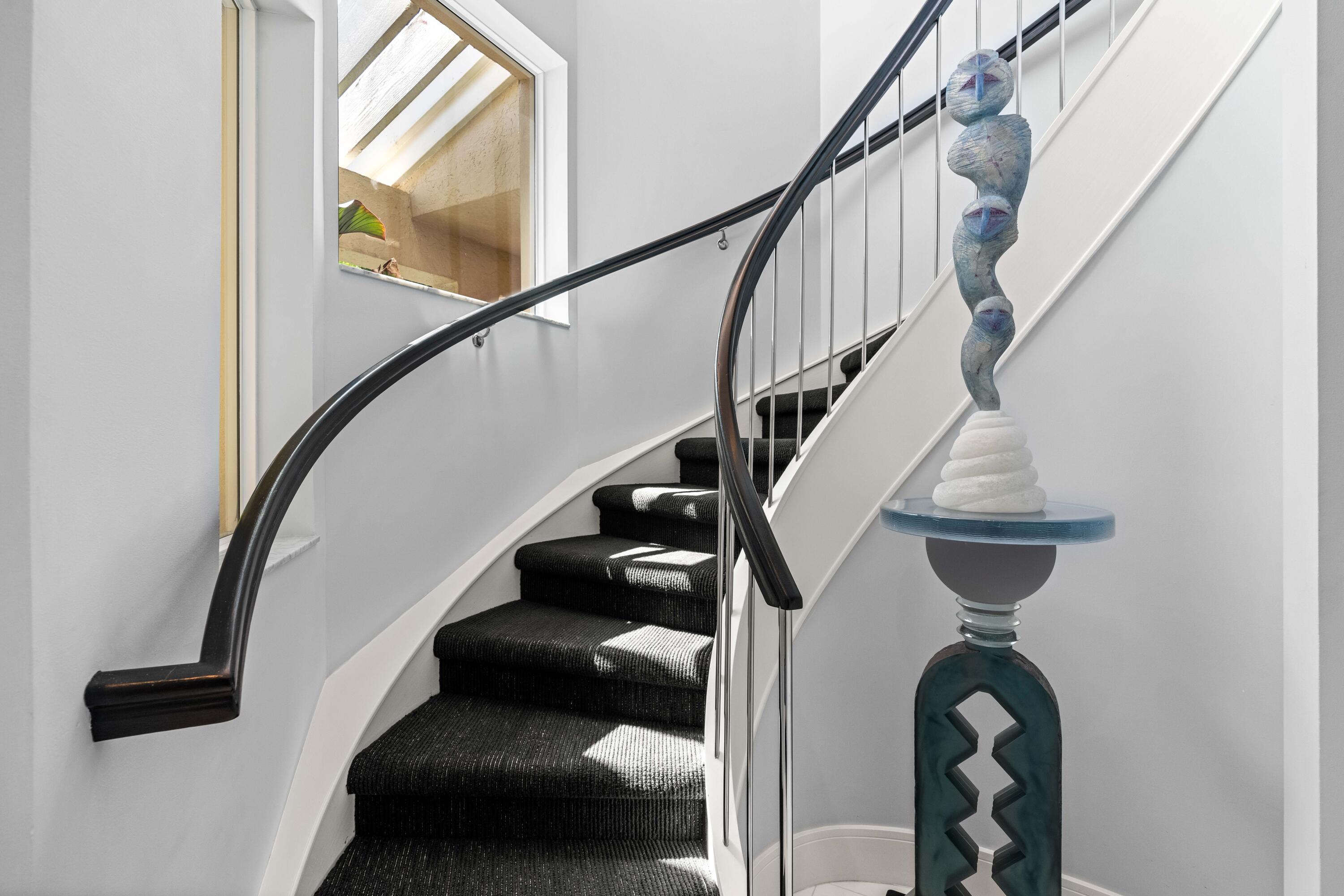 192 Eagle Drive Jupiter, FL 33477 - Photo 3 of 35 _MLP8943