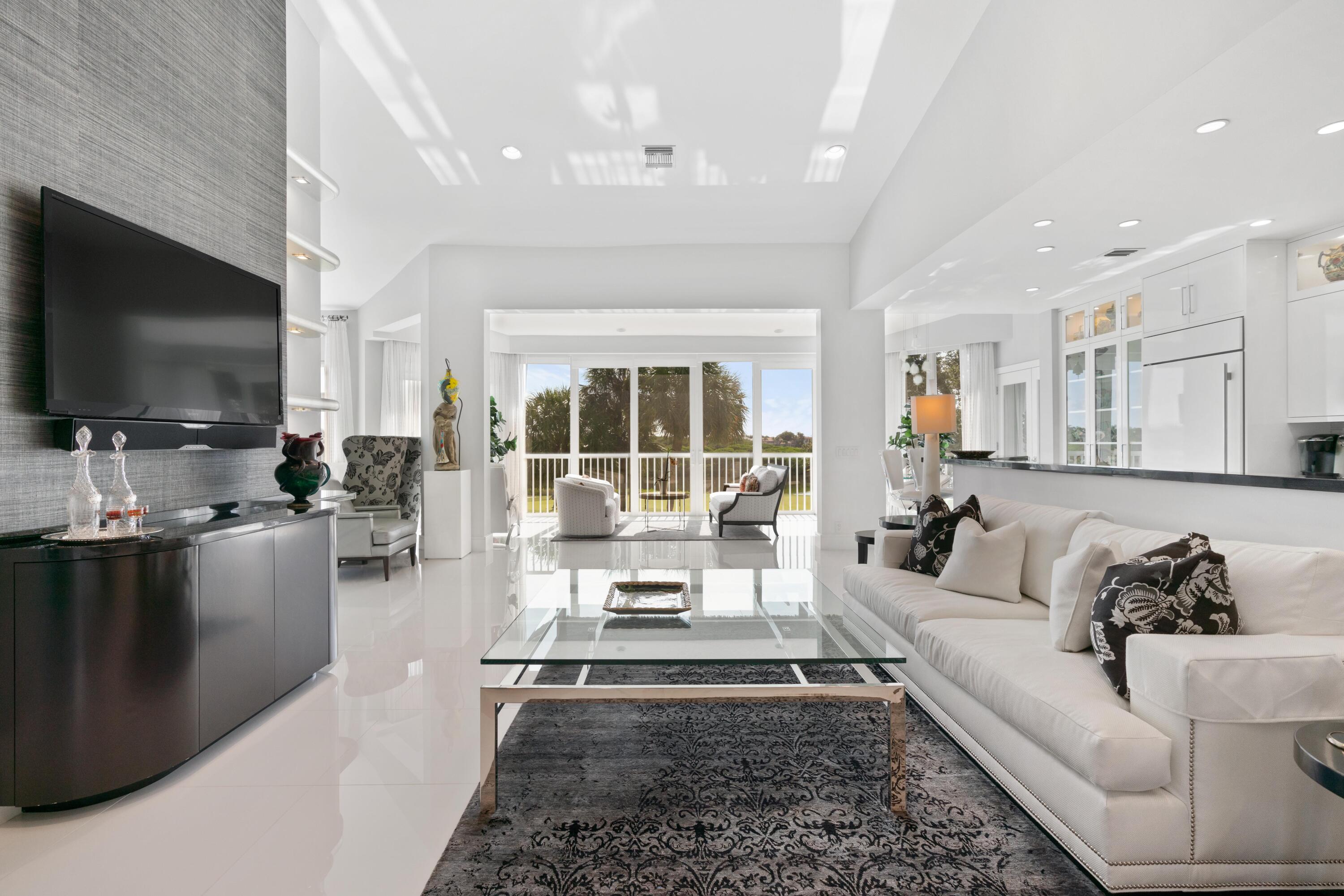 192 Eagle Drive Jupiter, FL 33477 - Photo 5 of 35 _MLP5750