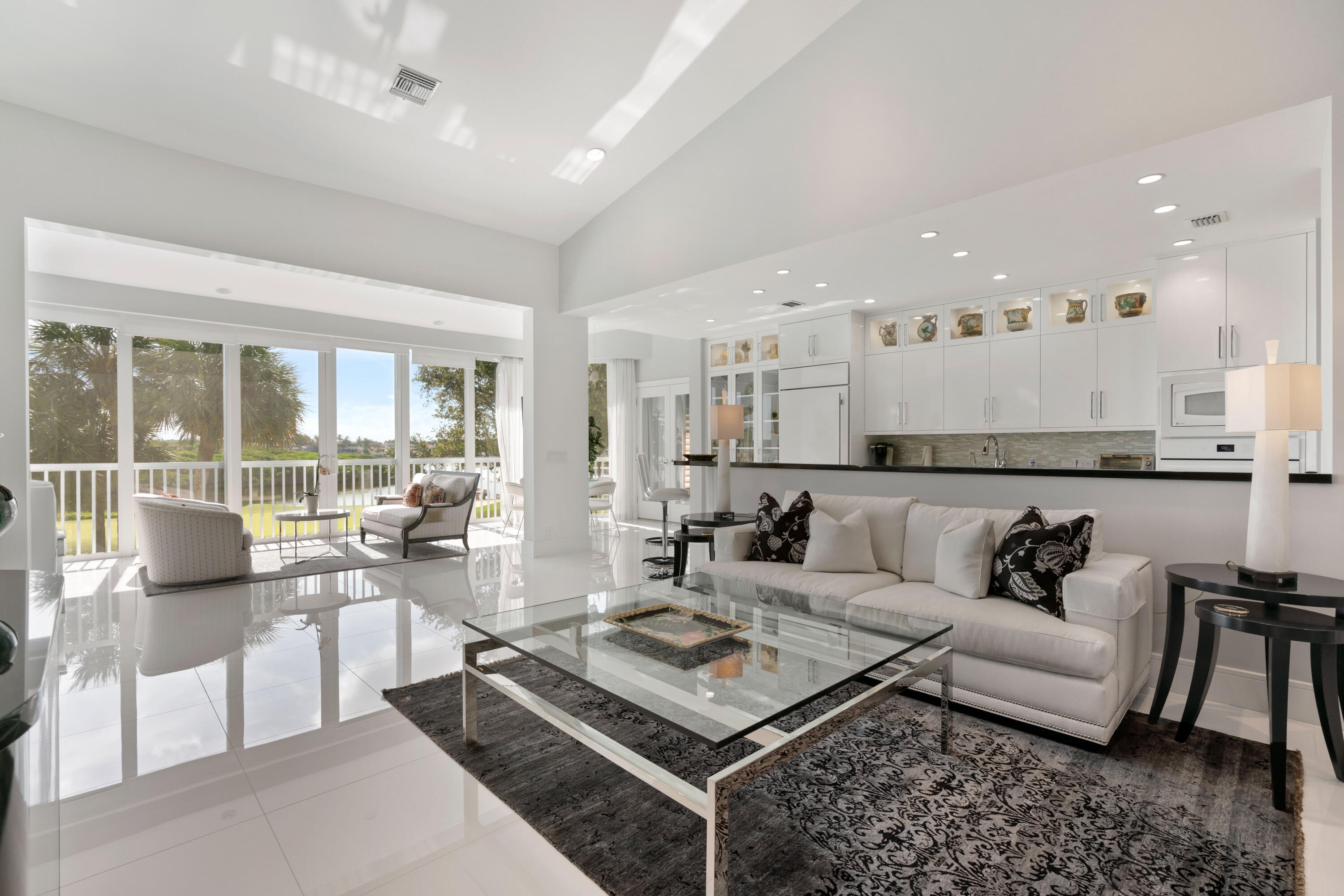 192 Eagle Drive Jupiter, FL 33477 - Photo 7 of 35 _MLP5769