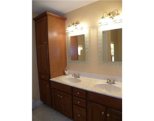 126 Pond Road South Berwick, ME 03908 - Photo 19 of 25 Master Bath/Spa.