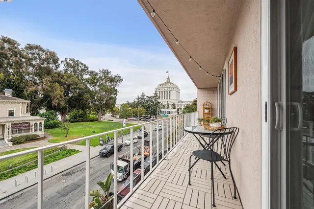 $599,000 | 1425 Lakeside Drive, Unit 303, Oakland, CA 94612