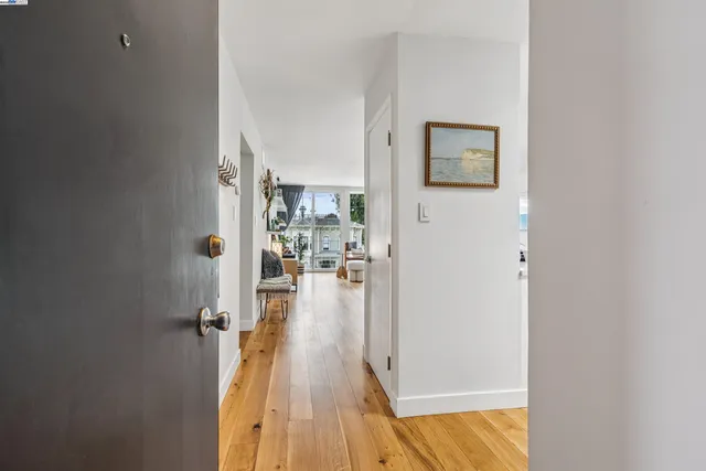 $599,000 | 1425 Lakeside Drive, Unit 303, Oakland, CA 94612