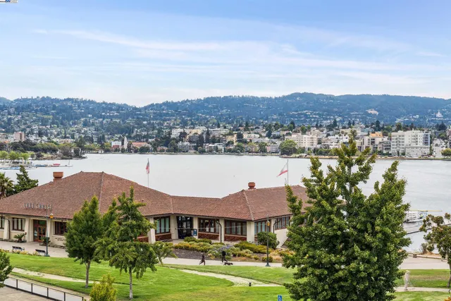 $599,000 | 1425 Lakeside Drive, Unit 303, Oakland, CA 94612