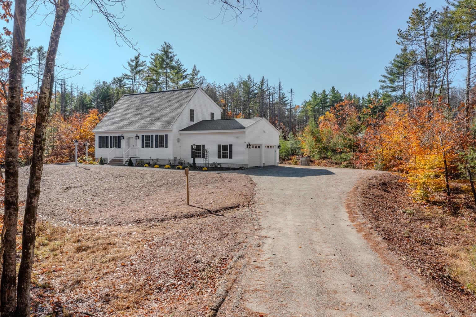 4 Sandy Point Road Barnstead, NH 03225 - Photo 1 of 41