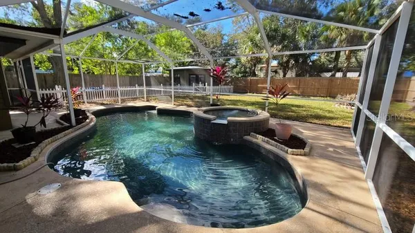 $2,950 | 1742 Cardinal Drive, Clearwater, FL 33759