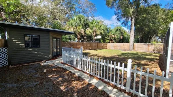 $2,950 | 1742 Cardinal Drive, Clearwater, FL 33759