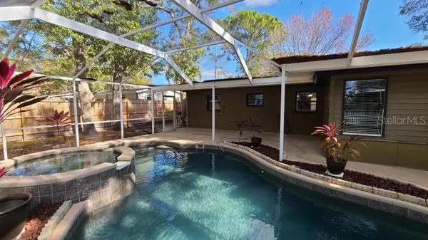 $2,950 | 1742 Cardinal Drive, Clearwater, FL 33759