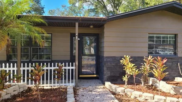$2,950 | 1742 Cardinal Drive, Clearwater, FL 33759