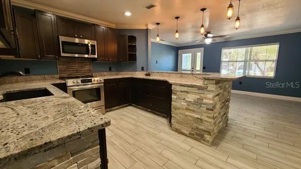 $2,950 | 1742 Cardinal Drive, Clearwater, FL 33759