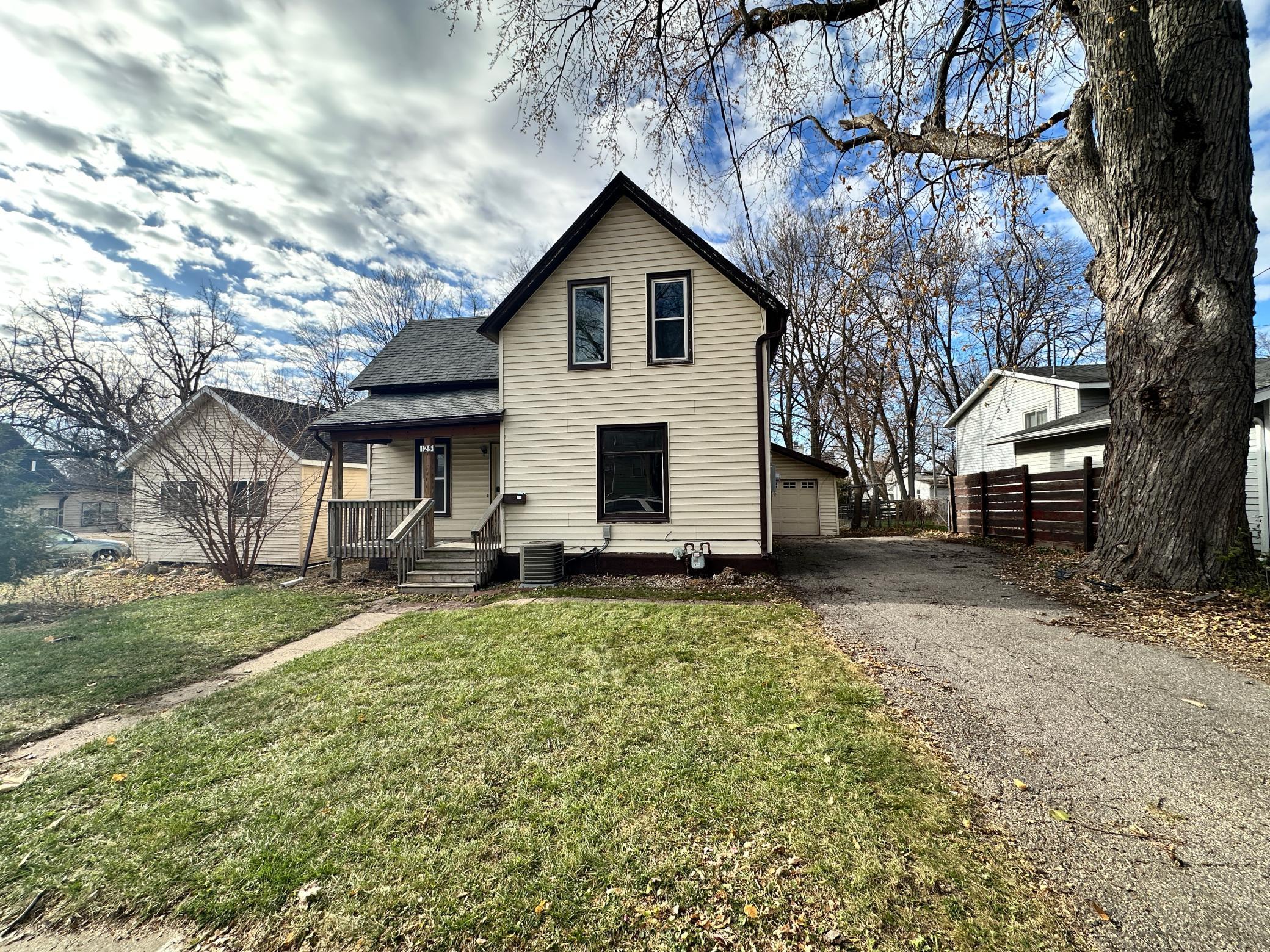 125 10th Avenue Southeast Rochester, MN 55904 - Photo 1 of 25