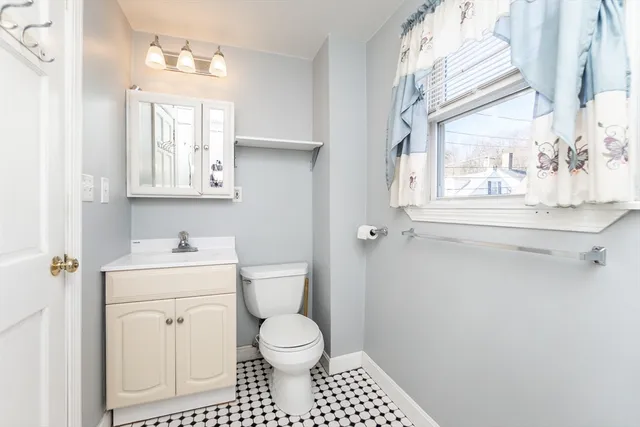 $475,000 | 86 Flint Street, Salem, MA 01970