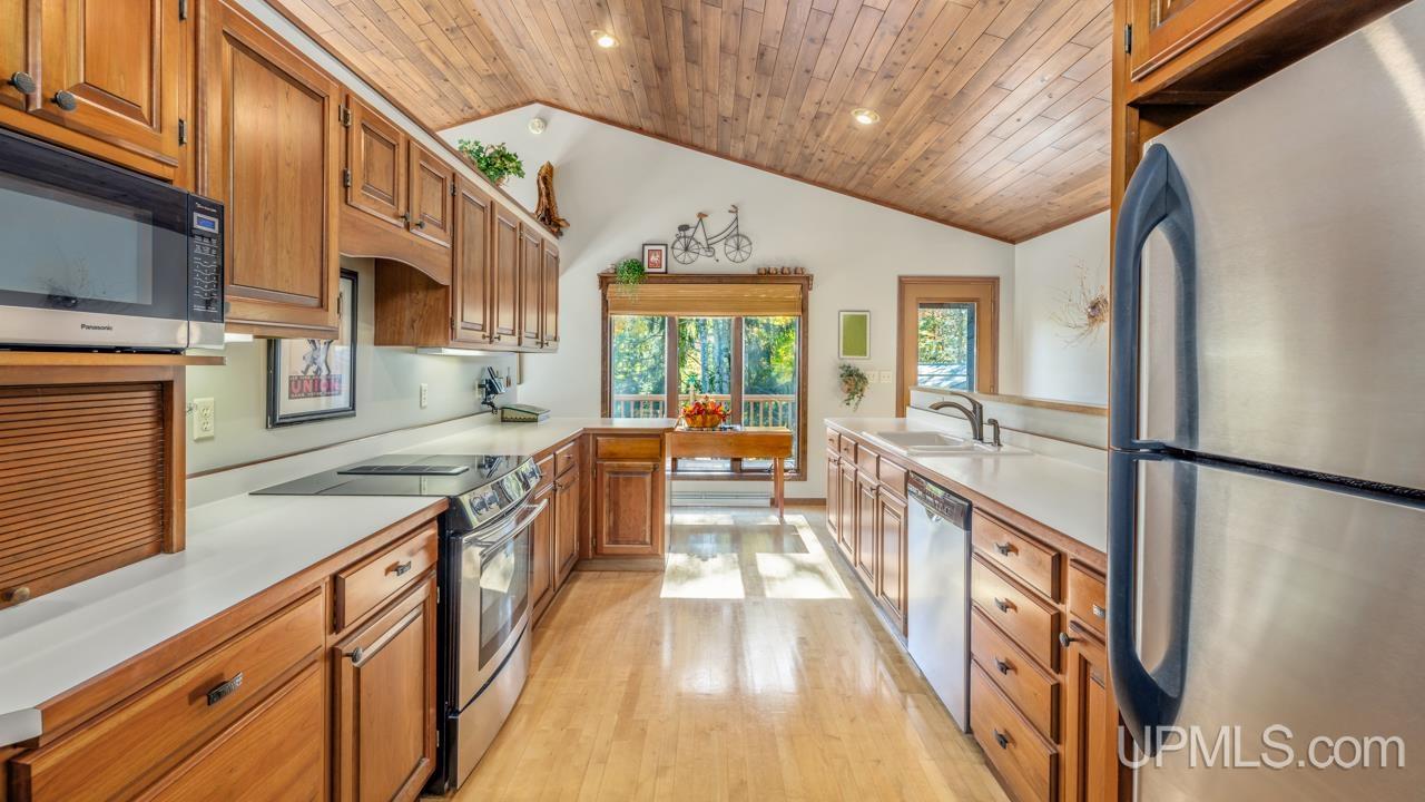 5006 Tall Pines Road Florence, WI 54121 - Photo 7 of 44 Gallery Image 7