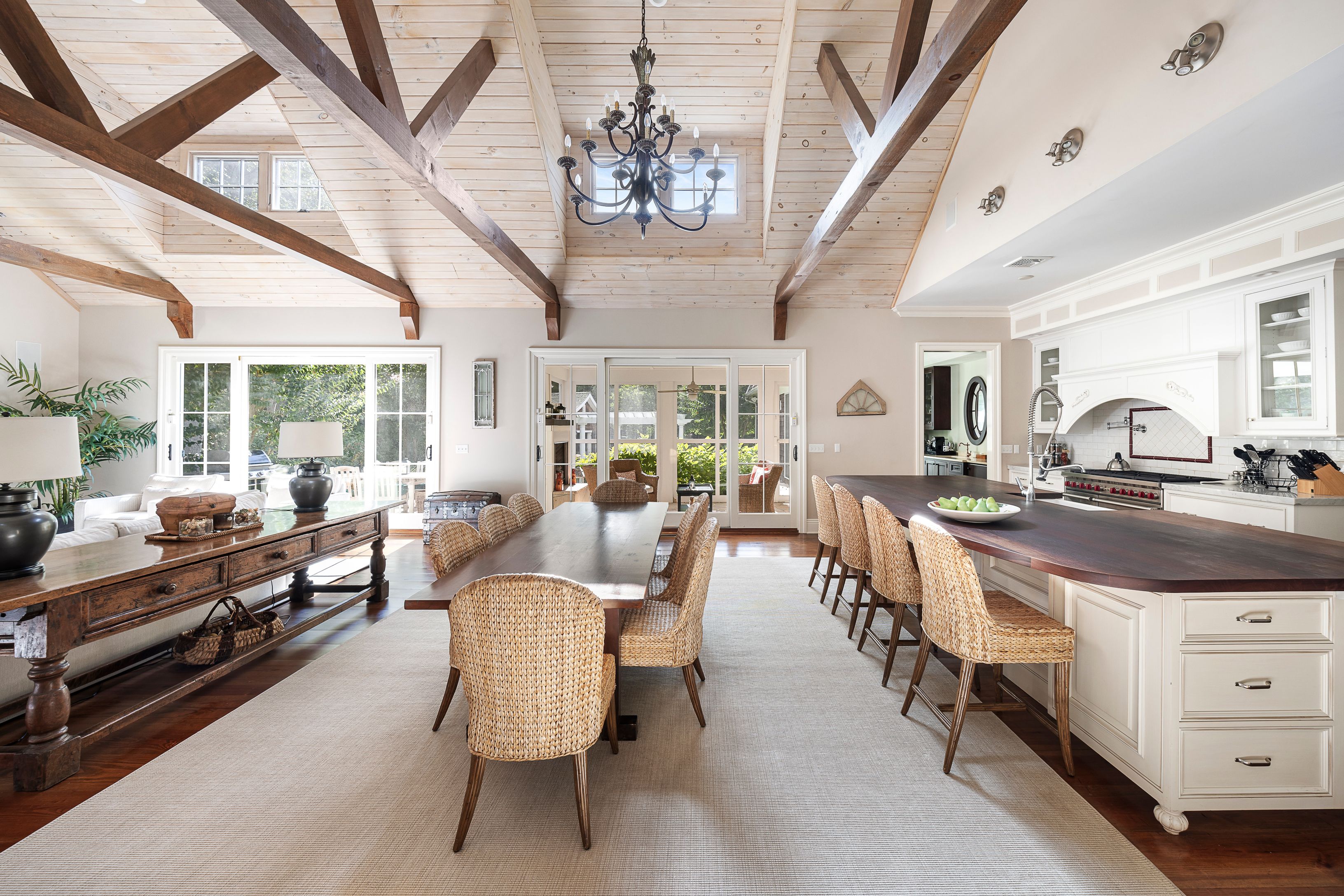 17 Jericho Road East Hampton, NY 11937 - Photo 4 of 42 Gallery Image 4