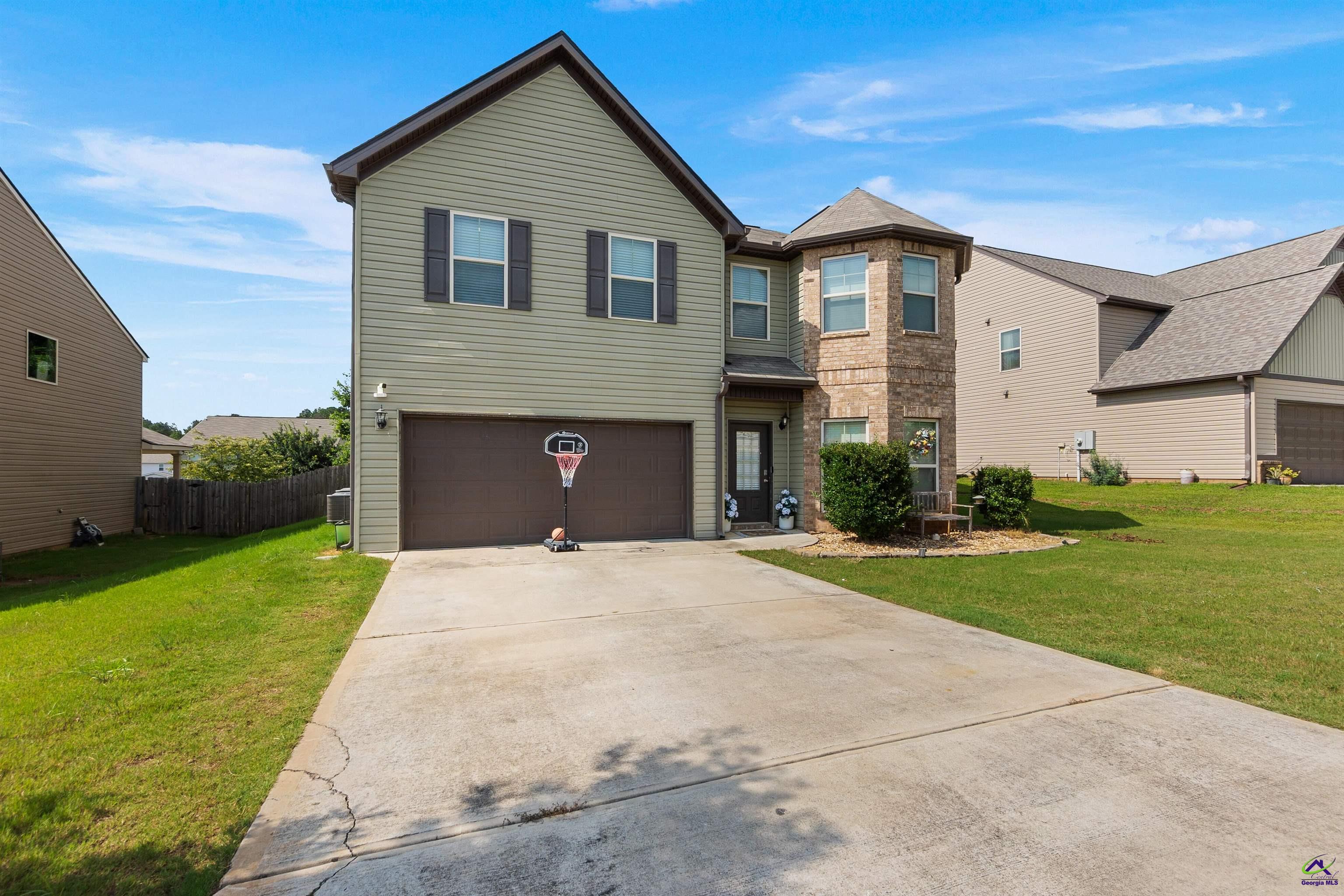 212 Tyndall Way Perry, GA 31069 - Photo 6 of 59 Gallery Image 6