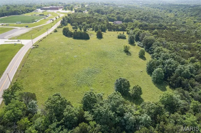 $985,000 | 0 Vineland School Road, De Soto, MO 63020