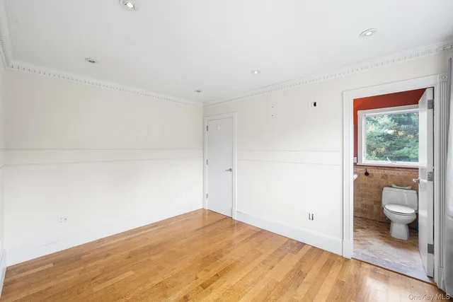 a bathroom with a toilet