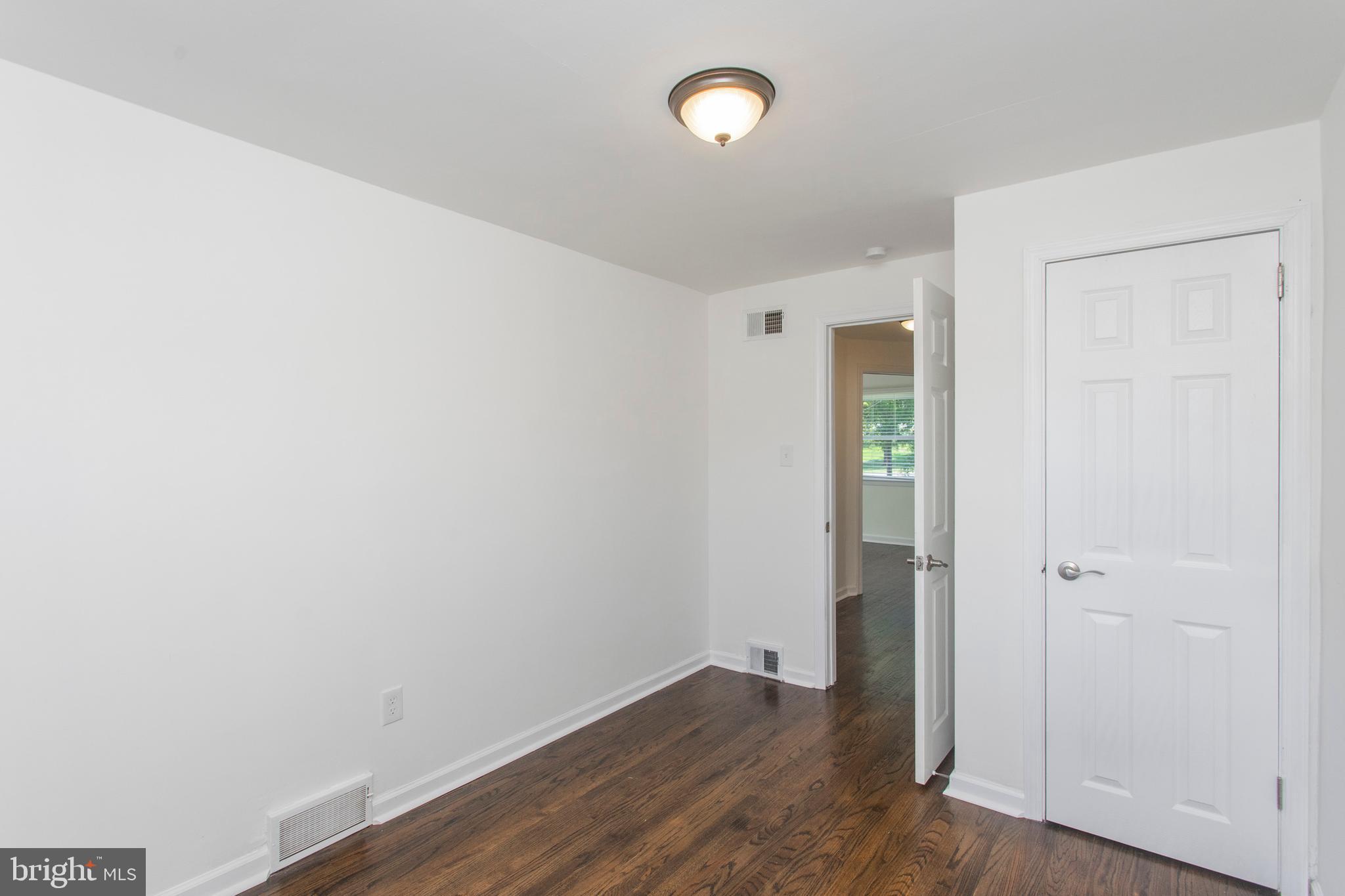 330 Gleaves Road Springfield, PA 19064 - Photo 23 of 40 Bedroom 3