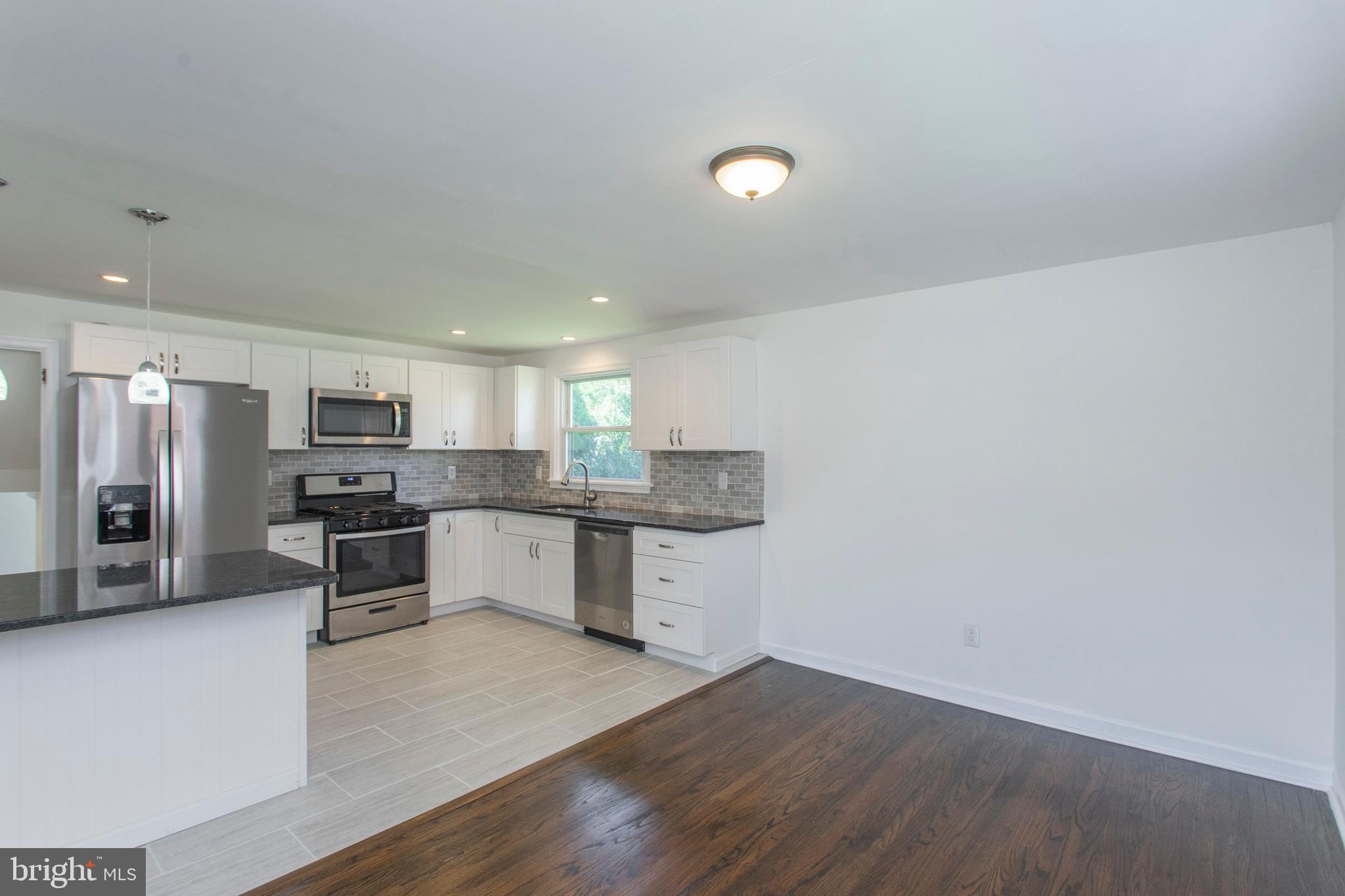 330 Gleaves Road Springfield, PA 19064 - Photo 10 of 40 Dining Room