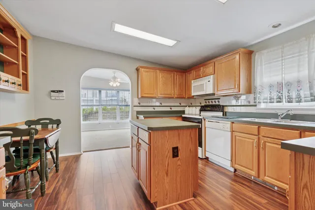 $279,900 | 2022 Longwood Place, Unit 2022, North Wales, PA 19454