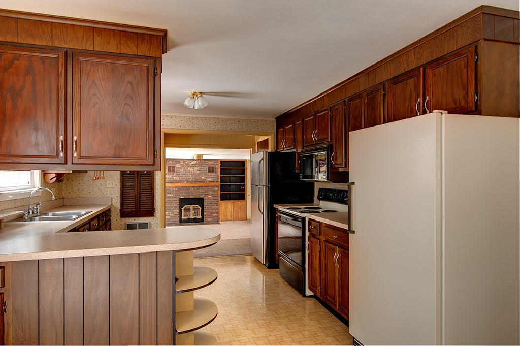 933 Wauwinet Road Barre, MA 01005 - Photo 5 of 15
