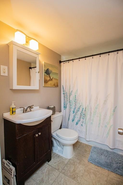 12 Brookhaven Road Worcester, MA 01606 - Photo 17 of 31 Gallery Image 17