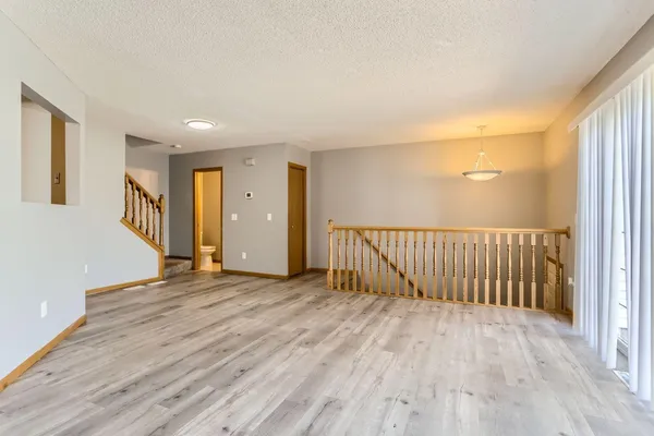 $240,000 | 1869 East 122nd Street, Burnsville, MN 55337