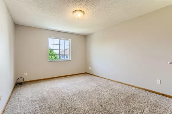 $240,000 | 1869 East 122nd Street, Burnsville, MN 55337