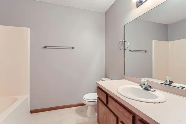 $240,000 | 1869 East 122nd Street, Burnsville, MN 55337