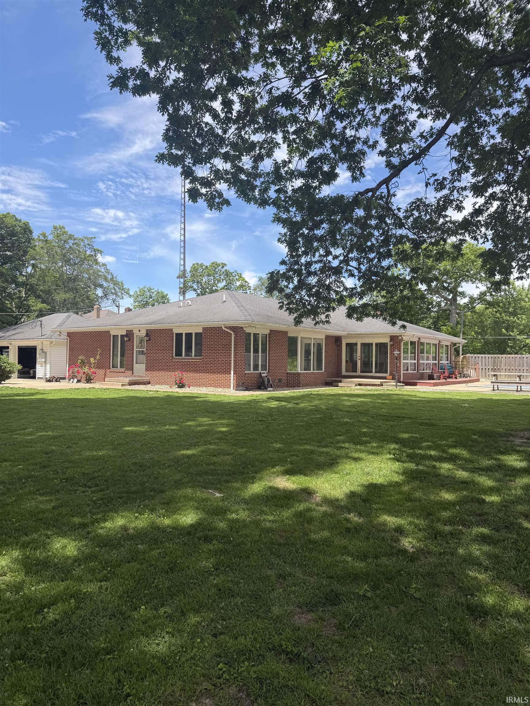 5268 East Country Club Road Logansport, IN 46947 - Photo 1 of 40