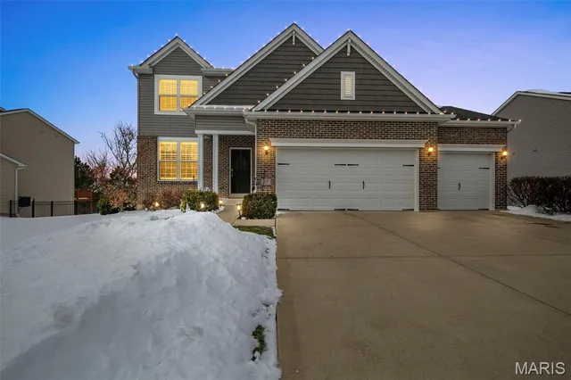 $525,000 | 17 Meadow Vista Court, St. Peters, MO 63376