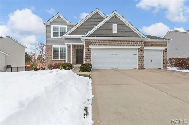 $515,000 | 17 Meadow Vista Court, St. Peters, MO 63376