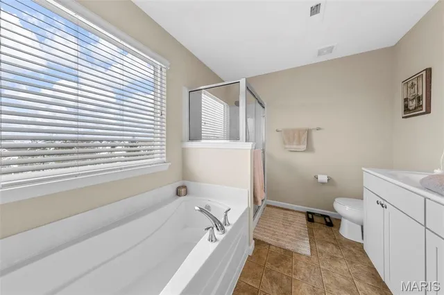 $515,000 | 17 Meadow Vista Court, St. Peters, MO 63376