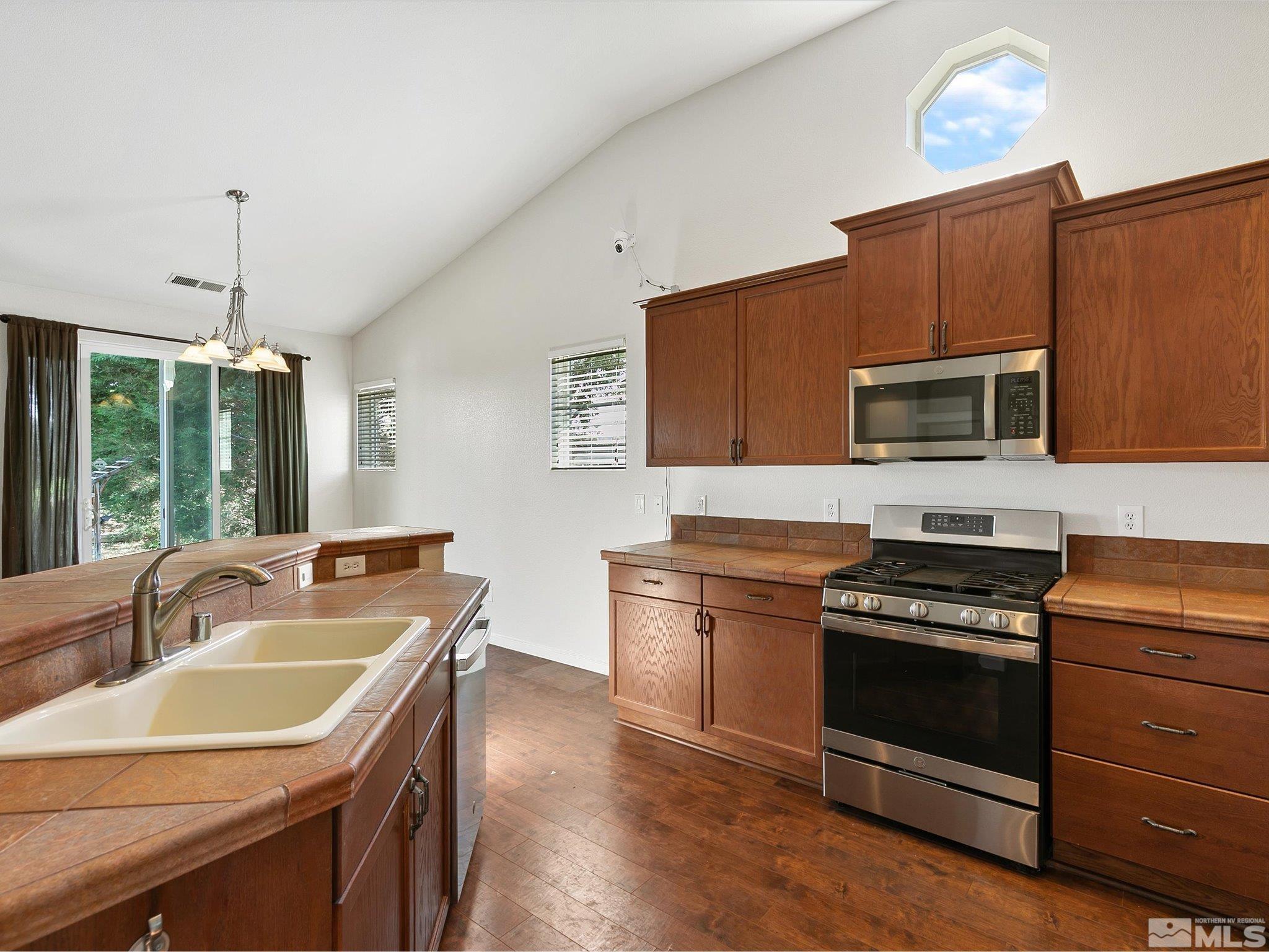 2807 South Fork Road Fernley, NV 89408 - Photo 10 of 32 Photo 10