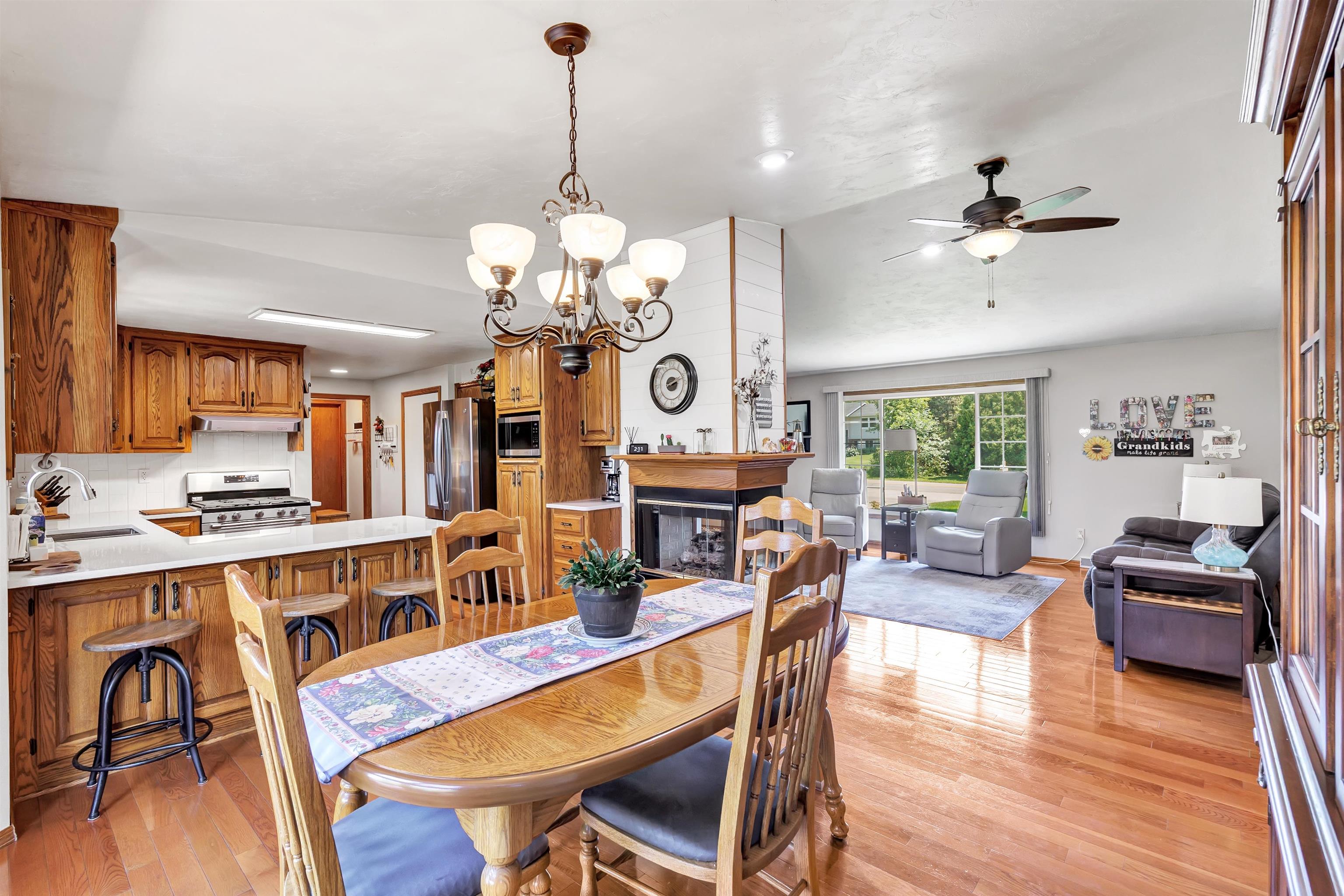 3659 VanLaanen Road Green Bay, WI 54311 - Photo 13 of 50