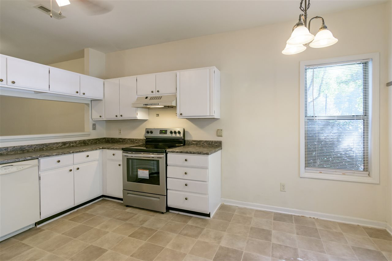 6010 Winterpointe Lane, Unit 102 Raleigh, NC 27606 - Photo 8 of 22 Photo 8