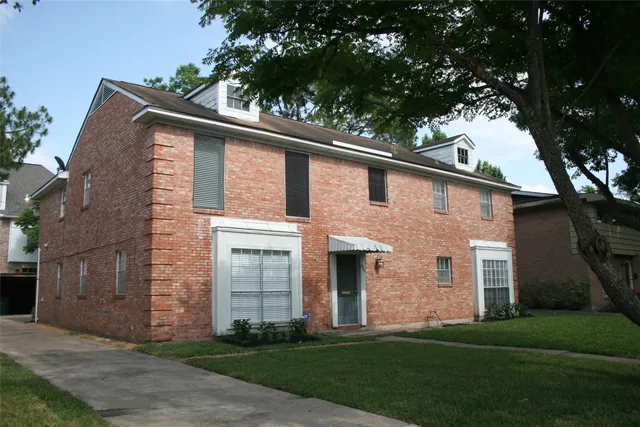 $1,775 | 8715 Ilona Lane, Houston, TX 77025
