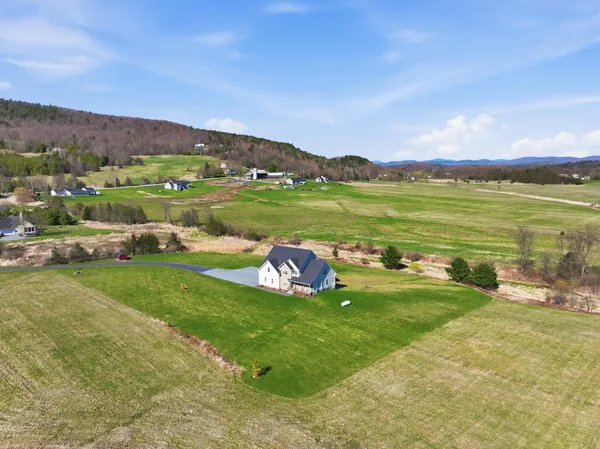 $1,185,000 | 149 Elcy Lane, Charlotte, VT 05445