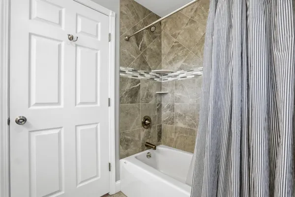 $1,185,000 | 149 Elcy Lane, Charlotte, VT 05445