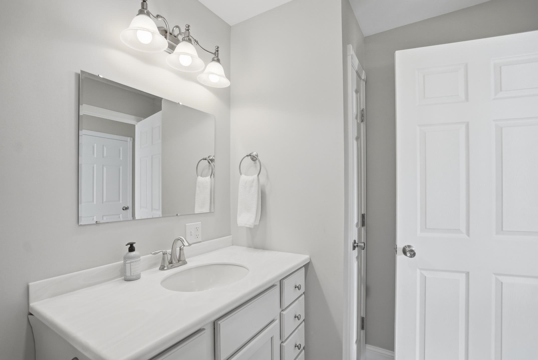 149 Elcy Lane Charlotte, VT 05445 - Photo 41 of 55